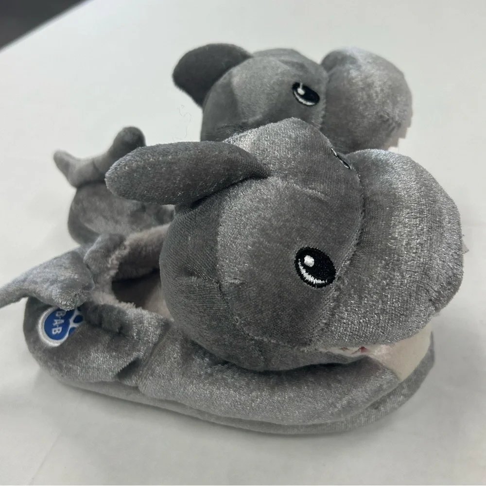 NWOT! Build-A-Bear Gray Shark Plush Slippers Unisex. Size 10-11
